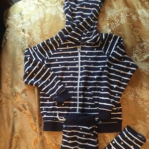 Kid’s sweatsuit